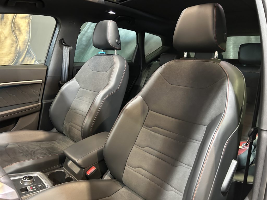 seat ateca gris 9