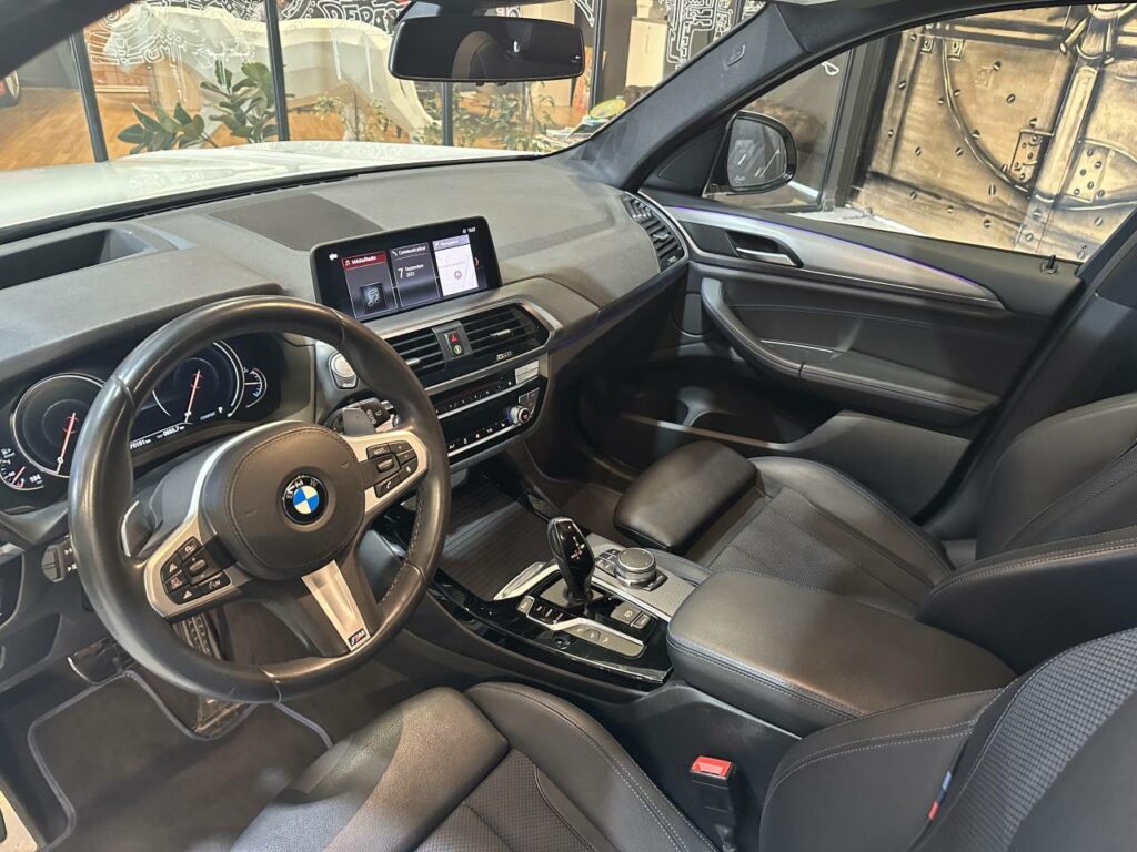 Bmw X3 xDrive20d (11)