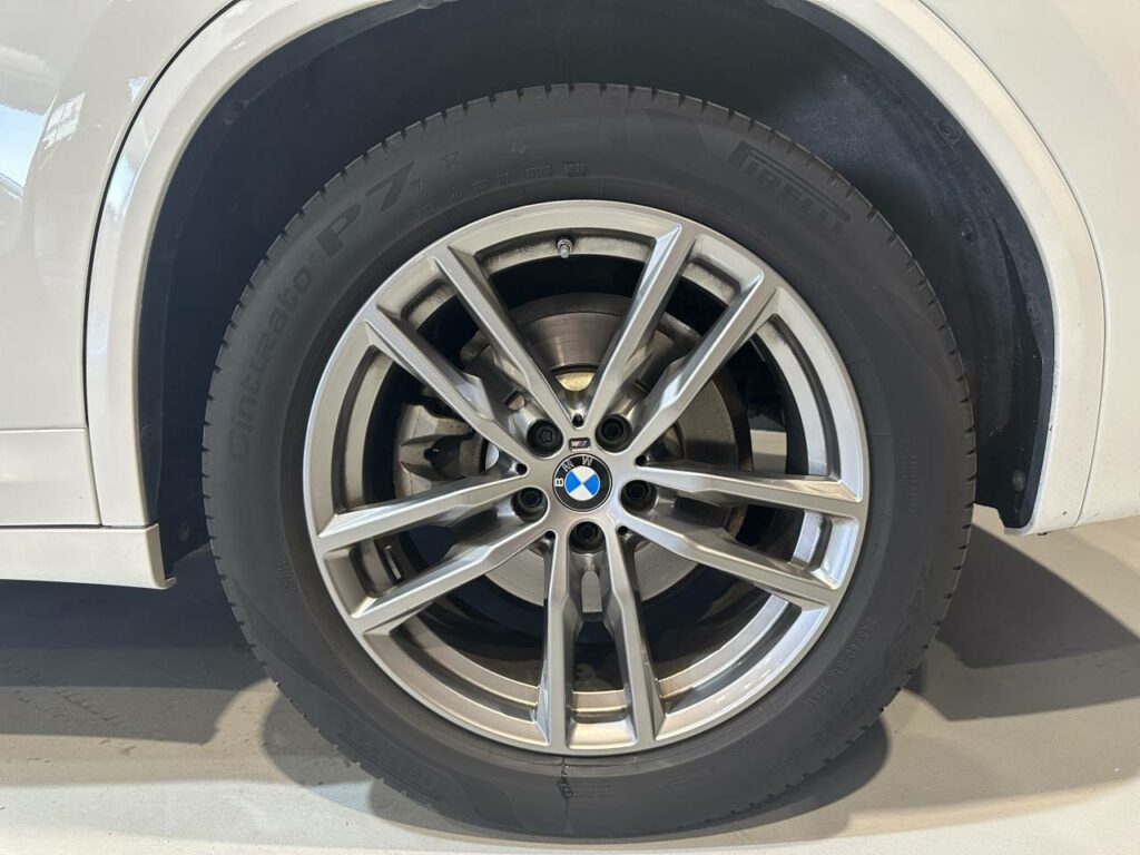 Bmw X3 xDrive20d (7)