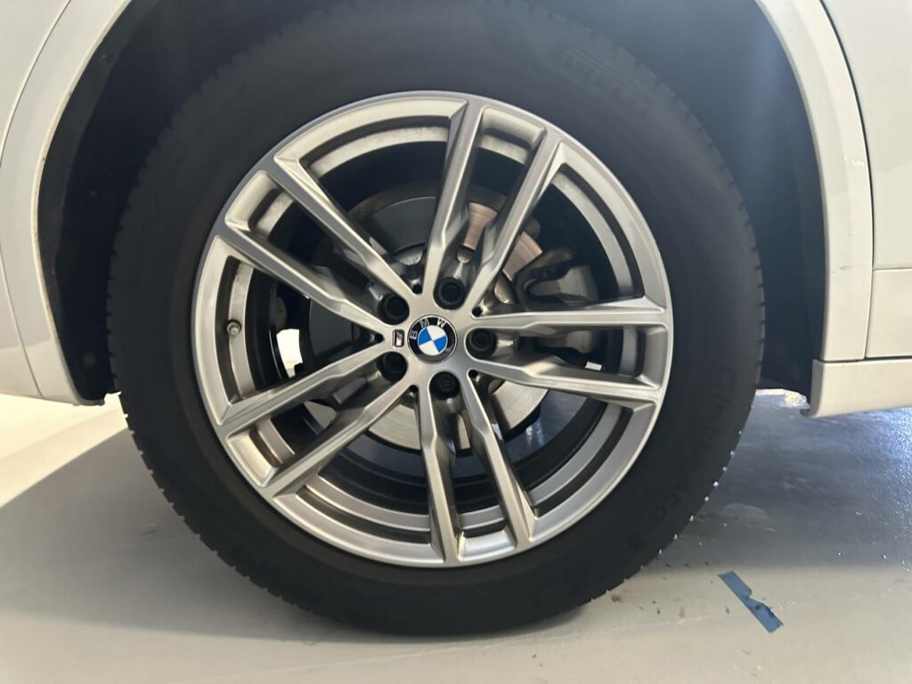 Bmw X3 xDrive20d (8)