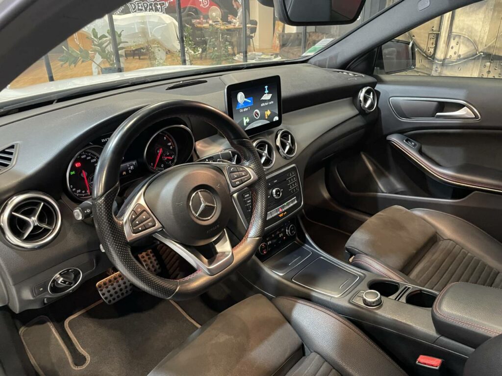 Mercedes GLA 220 (20)